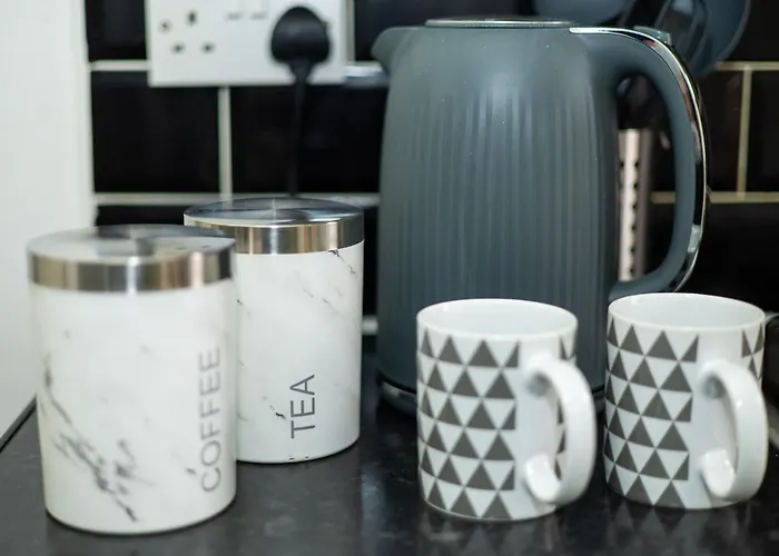 Cozy Home, Sleeps 4,only 7mins From Centre, Parking, Wifi & Netflix